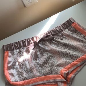 EXCELLENT USED CONDITION silk Victoria’s Secret booty shorts🥰